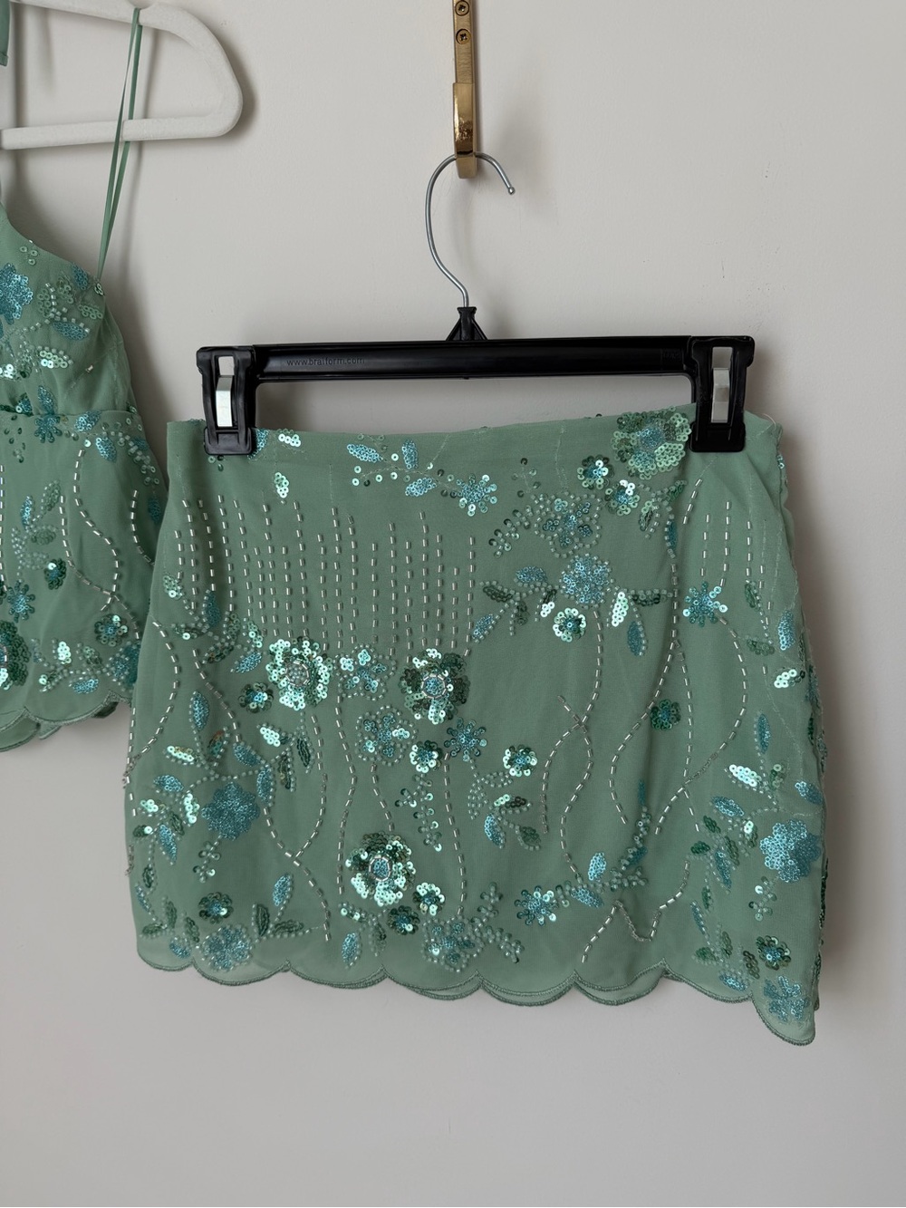 Green beaded Sequins floral halter Top & Mini Skirt two piece set - Picture 2 of 8